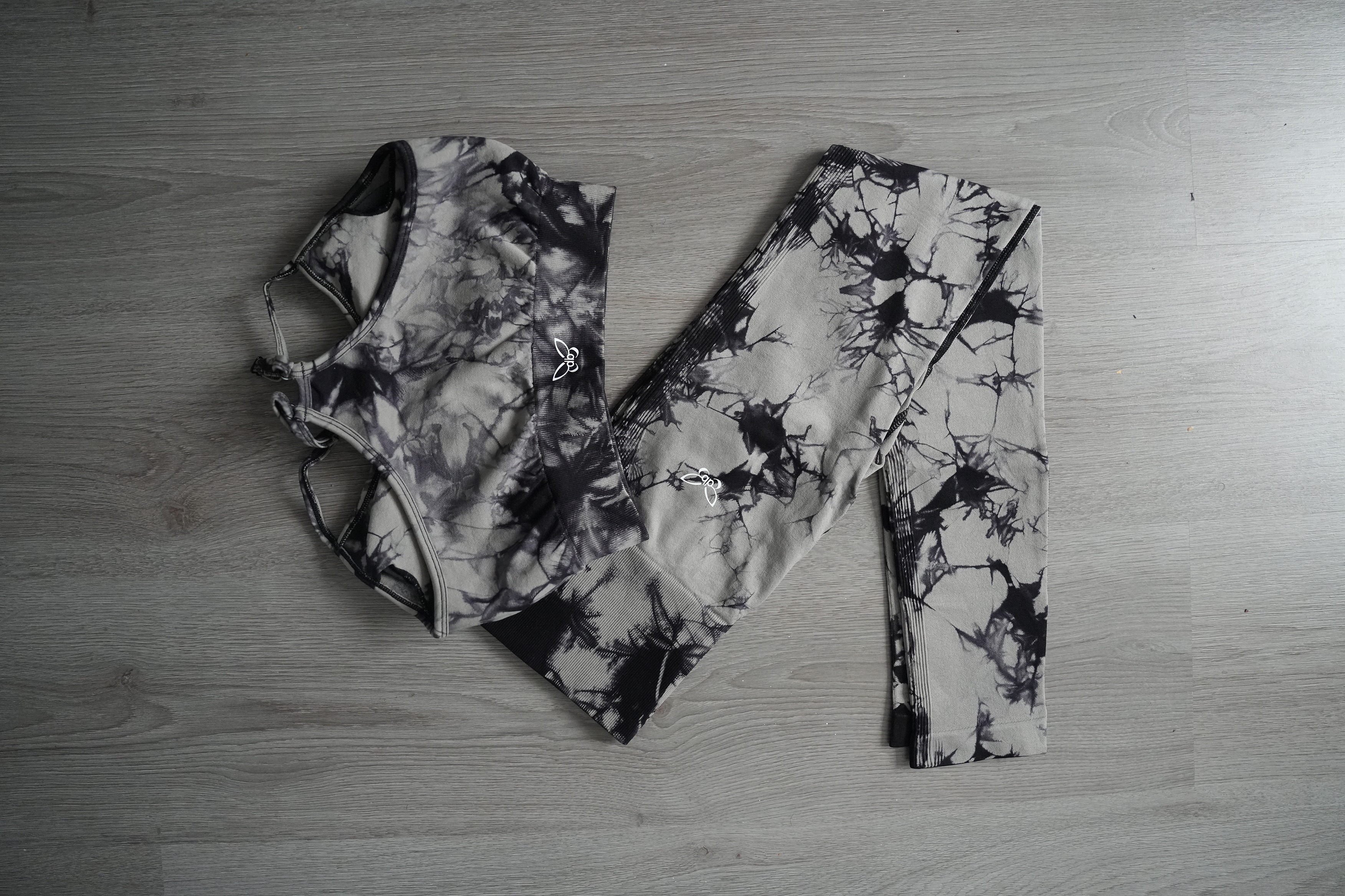 Black and Gray Tie-Dye Set