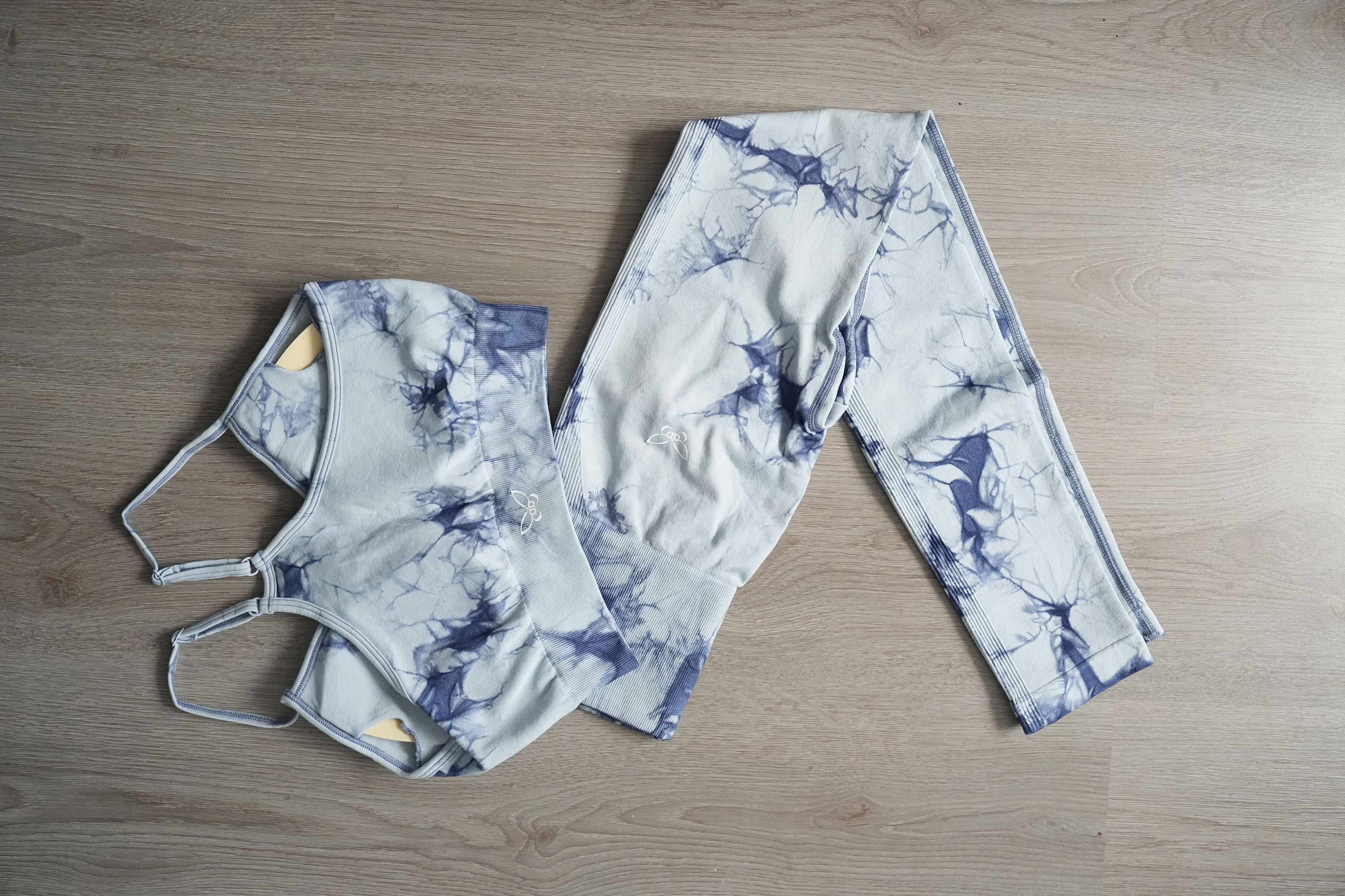 Blue and White Tie-Dye Set